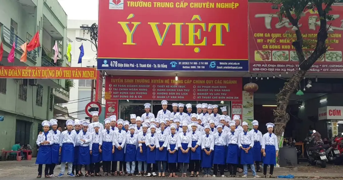 Trường Trung cấp Ý Việt