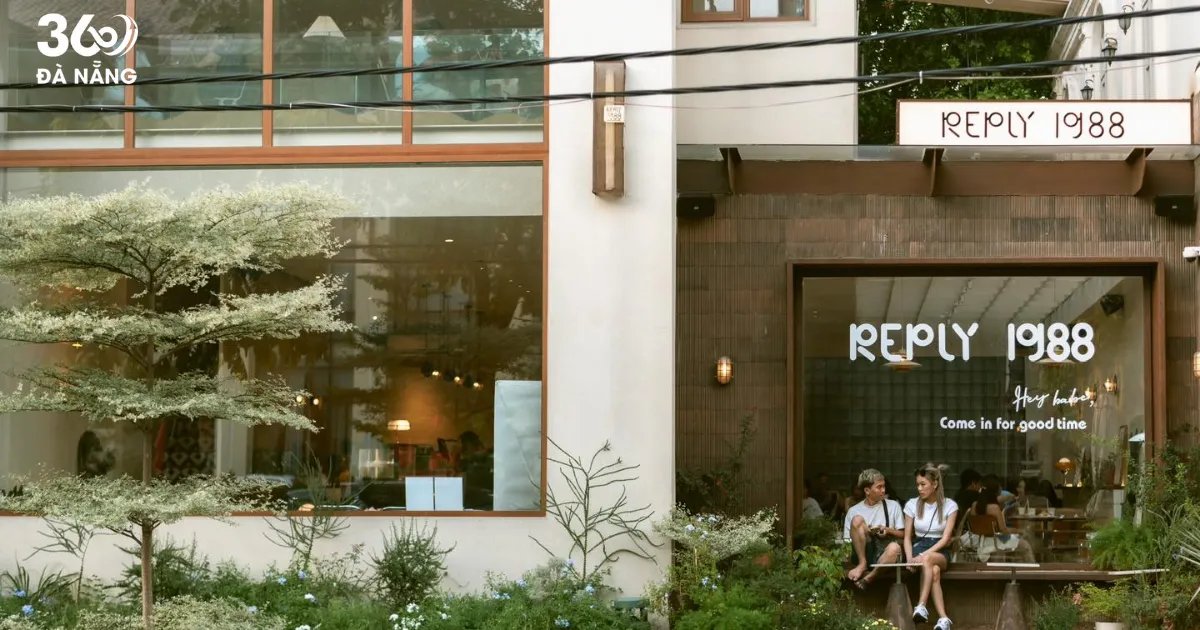 Trải nghiệm quán cà phê vibe Hàn Quốc Reply 1988 Cafe