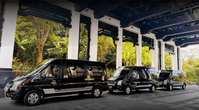 Nhà xe Hoàng Đức Limousine