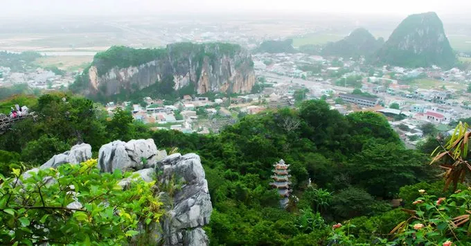 Núi Ngũ Hành Sơn Đà Nẵng: Ngỡ ngàng trước vẻ đẹp của 6 ngọn núi huyền bí