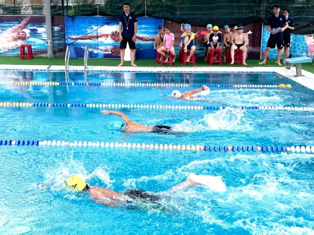 Bể bơi Fuji Swimming Club Đà Nẵng