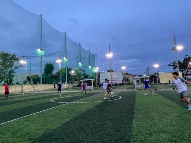 Sân bóng đá Chuyên Việt Đà Nẵng