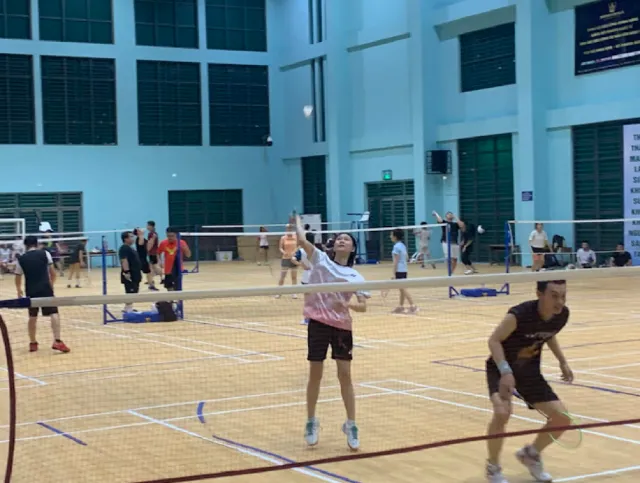 Sân cầu lông trung tâm Văn Hóa Thể Thao Sơn Trà