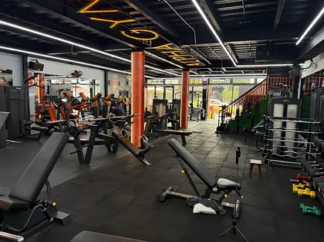 Alpha Fitness & Yoga Center Đà Nẵng